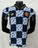 26 27 Manchester united Retro Style 2