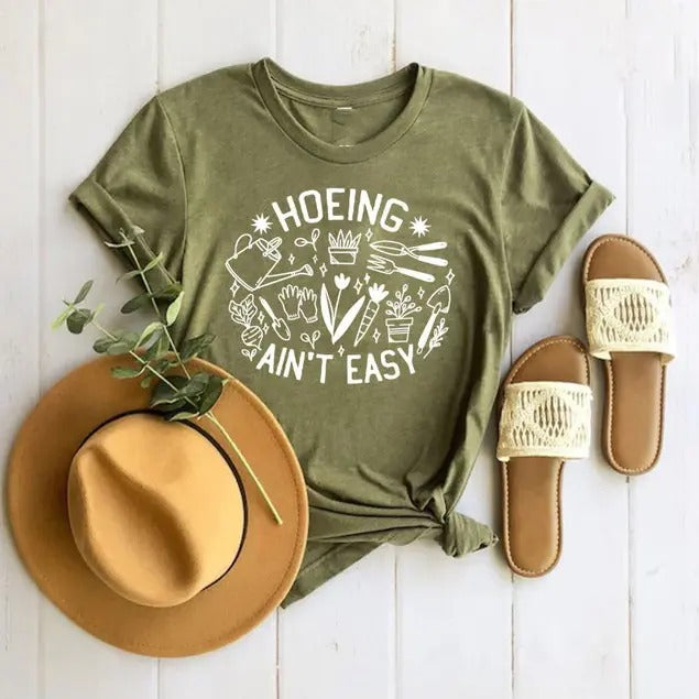 Gardener T-Shirt, Plant Lover Shirt, Farmer T-Shirt, Hoeing Ain't Easy Shirt, Gift For Gardeners, Botanical Shirt, Gardening Shirt, Funny Gardener Shirt, Plant Lover Shirt, Funny Dad Shirt, Classic Collar Casual Cotton dad tshirt Menswear Knit Menswear