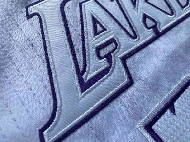Los Angeles Lakers #24 Kobe Bryant Lakers 24 Kobe Adidas Christmas All-White Embroidered Jersey Style 8