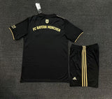 bayer munich 21-22 Black Style 1