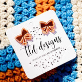 Outlined Bow studs