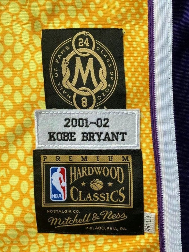 los angeles lakers #8 kobe bryant mitchell & ness Kobe Hall of Fame au Double-Sided Snakeskin Two-Tone Home Yellow 8 # Away Purple 24 # Embroidered Jersey Style 5