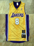 los angeles lakers #8 kobe bryant mitchell & ness Kobe Hall of Fame au Double-Sided Snakeskin Two-Tone Home Yellow 8 # Away Purple 24 # Embroidered Jersey Style 10